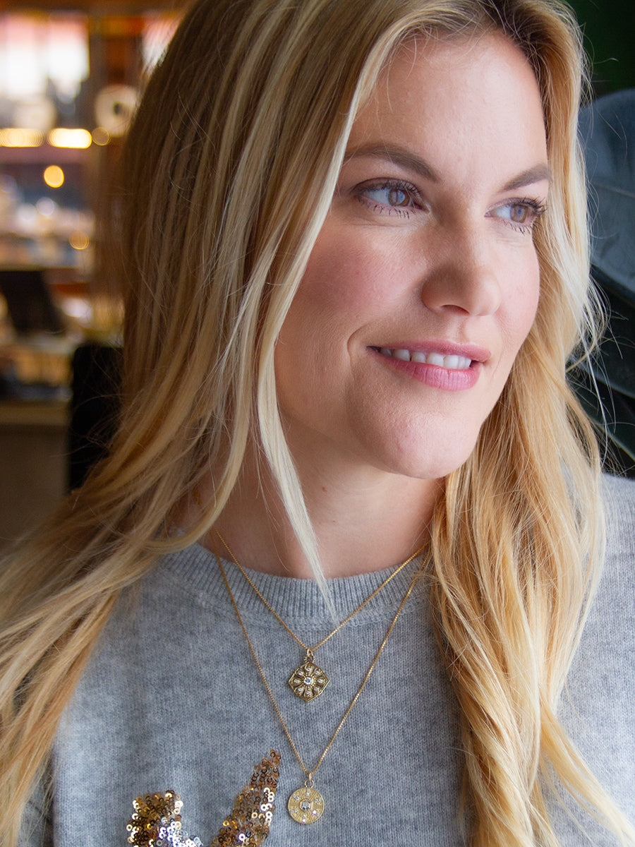 10K Luxe Daisy Signature Necklace