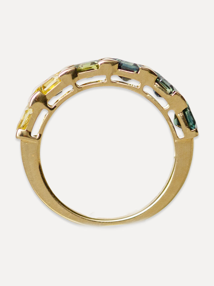 18K East-West Shield Rainbow Sapphire Stacking Ring