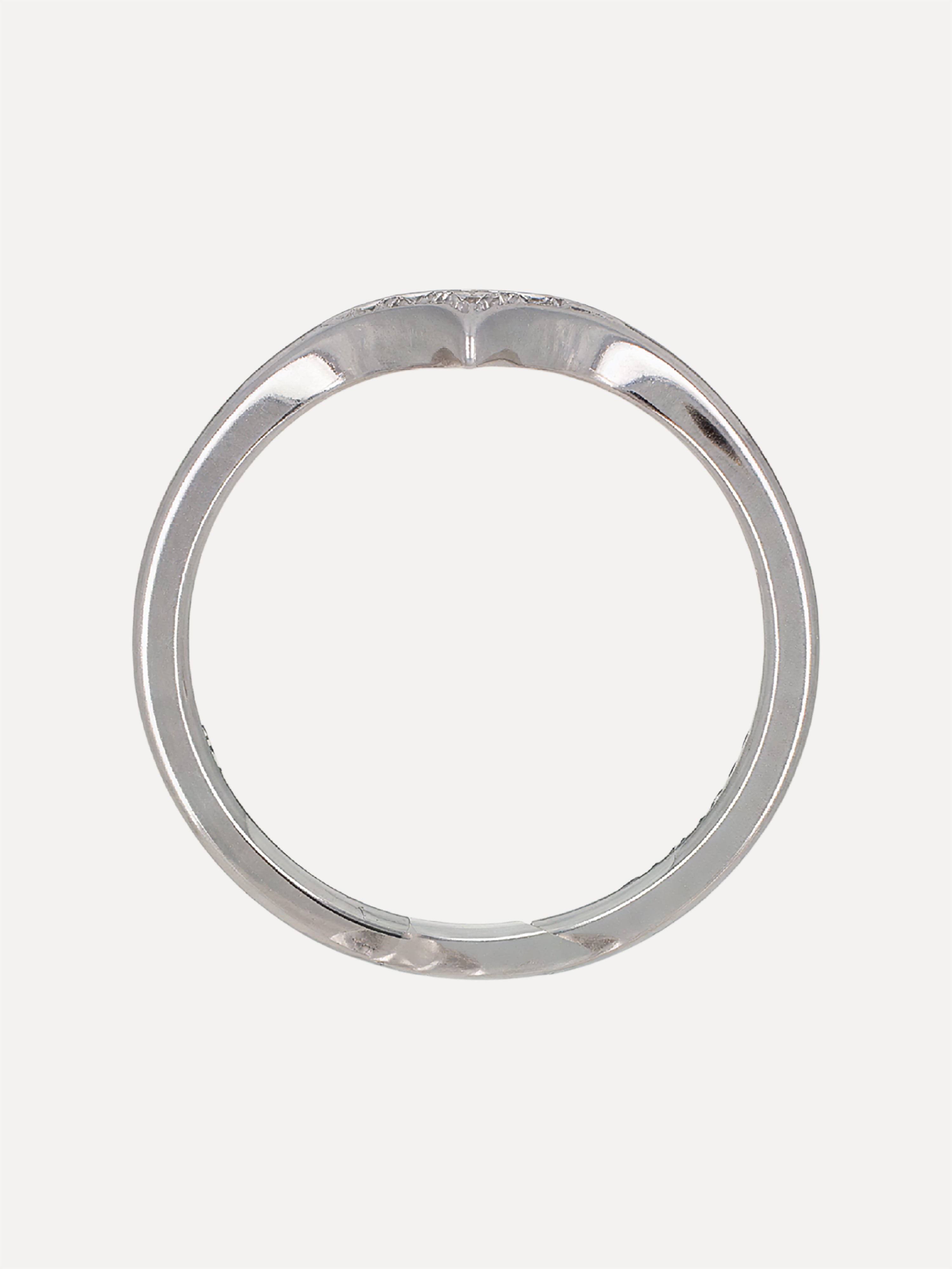 14K Pointed Five Diamond Contour Band