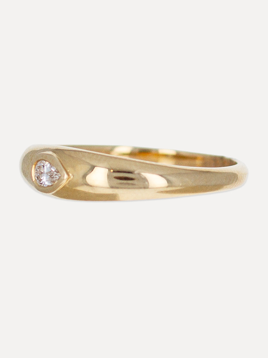 14K Pear-Shaped Diamond Tapered Band