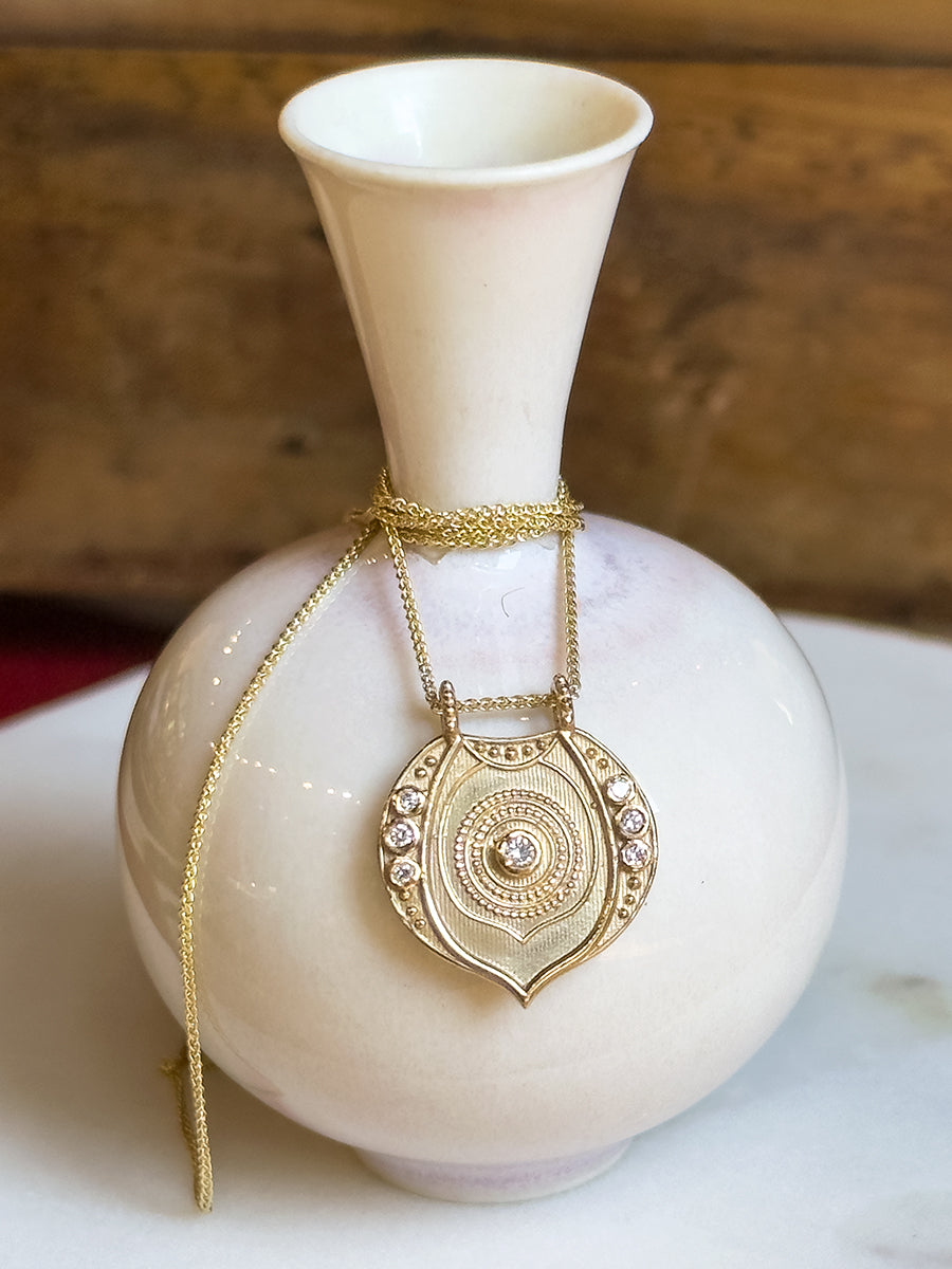 10K Aura Necklace