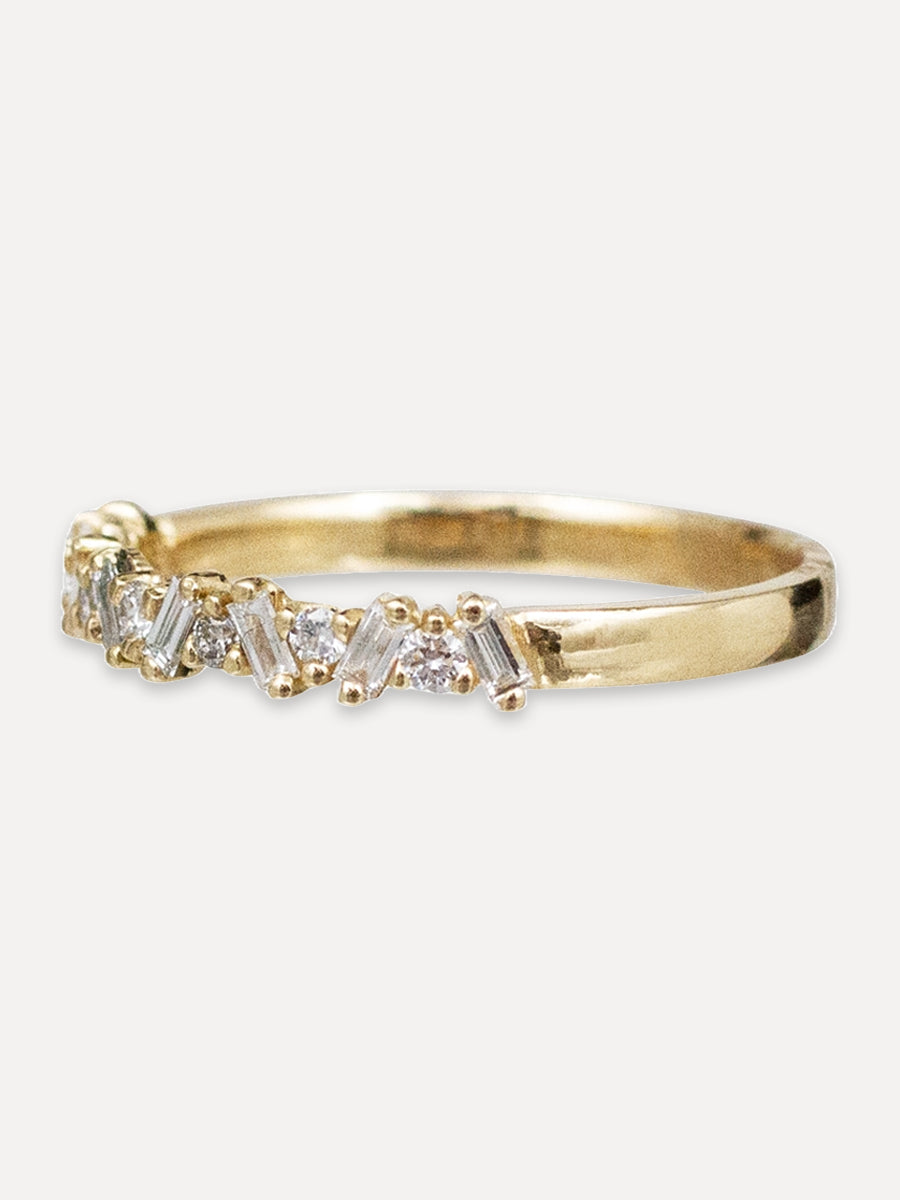 14K Stardust Multi-Diamond Band