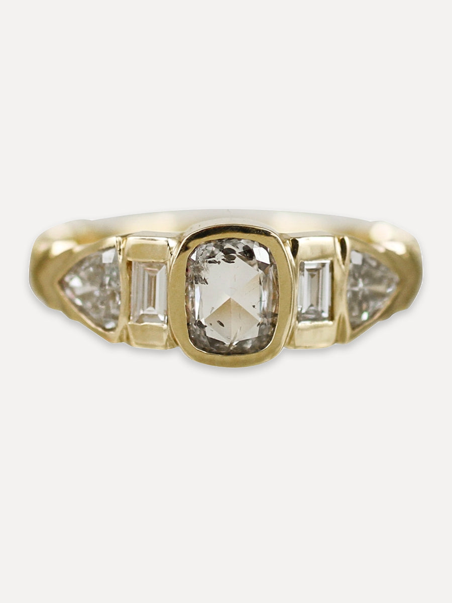 14K Quintet Diamond Ring
