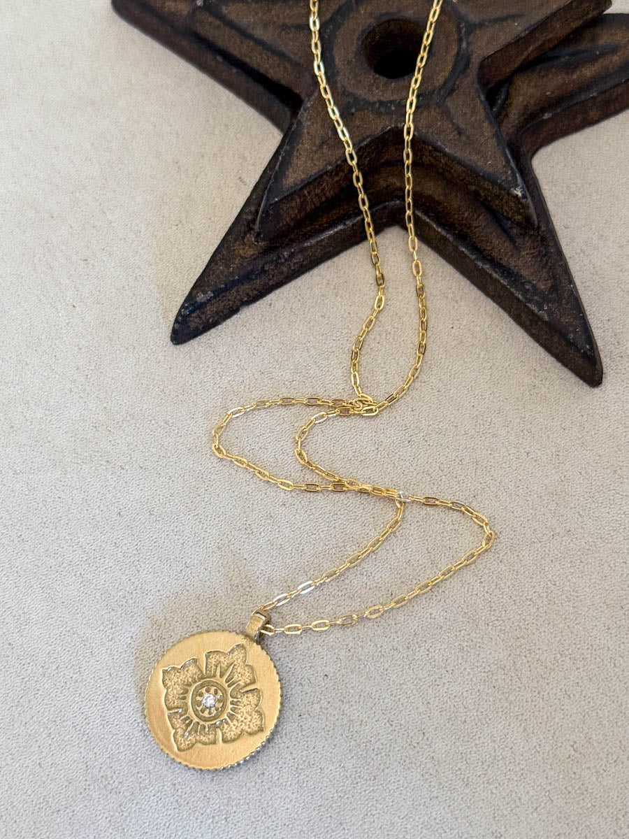 Lulu Flower Signature Necklace