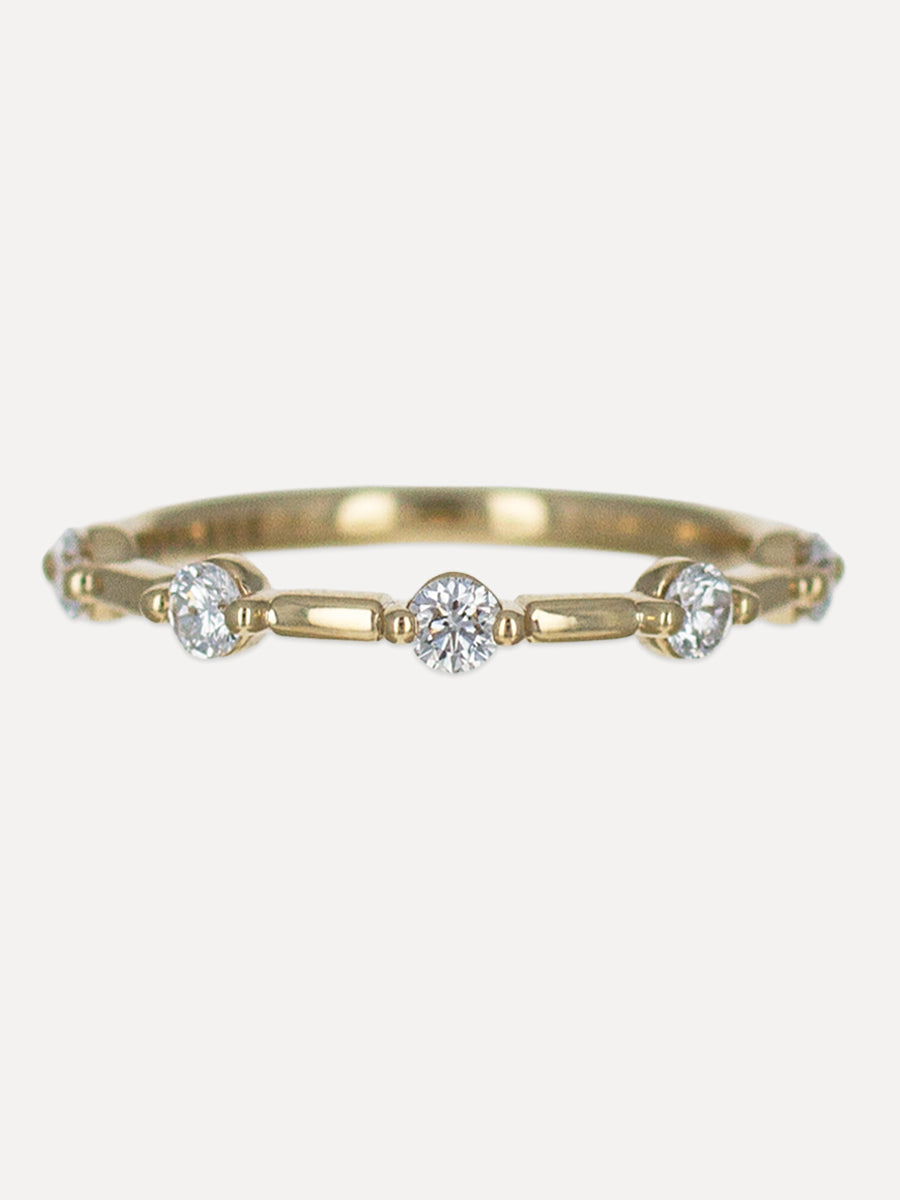 14K Single-Prong Diamond Station Band