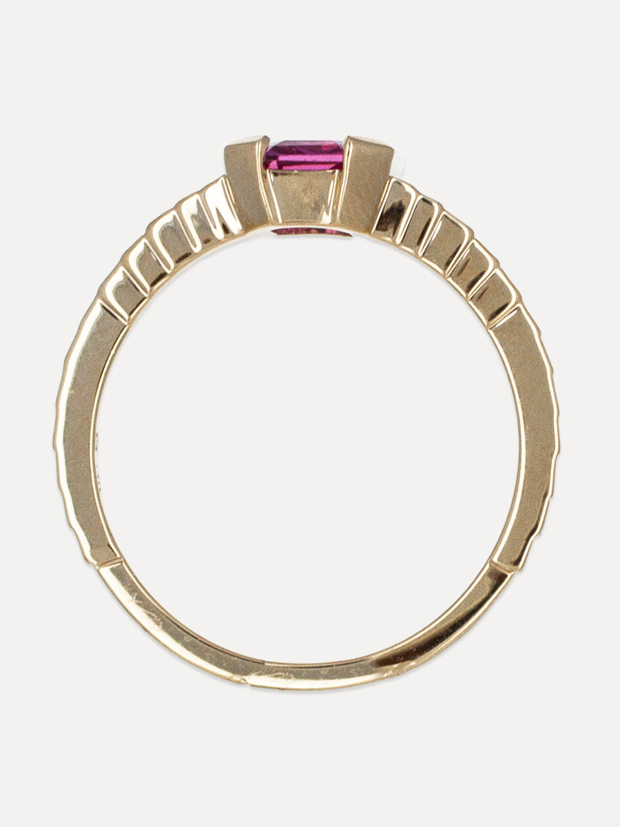14K Fluted Taper Pink Sapphire Ring