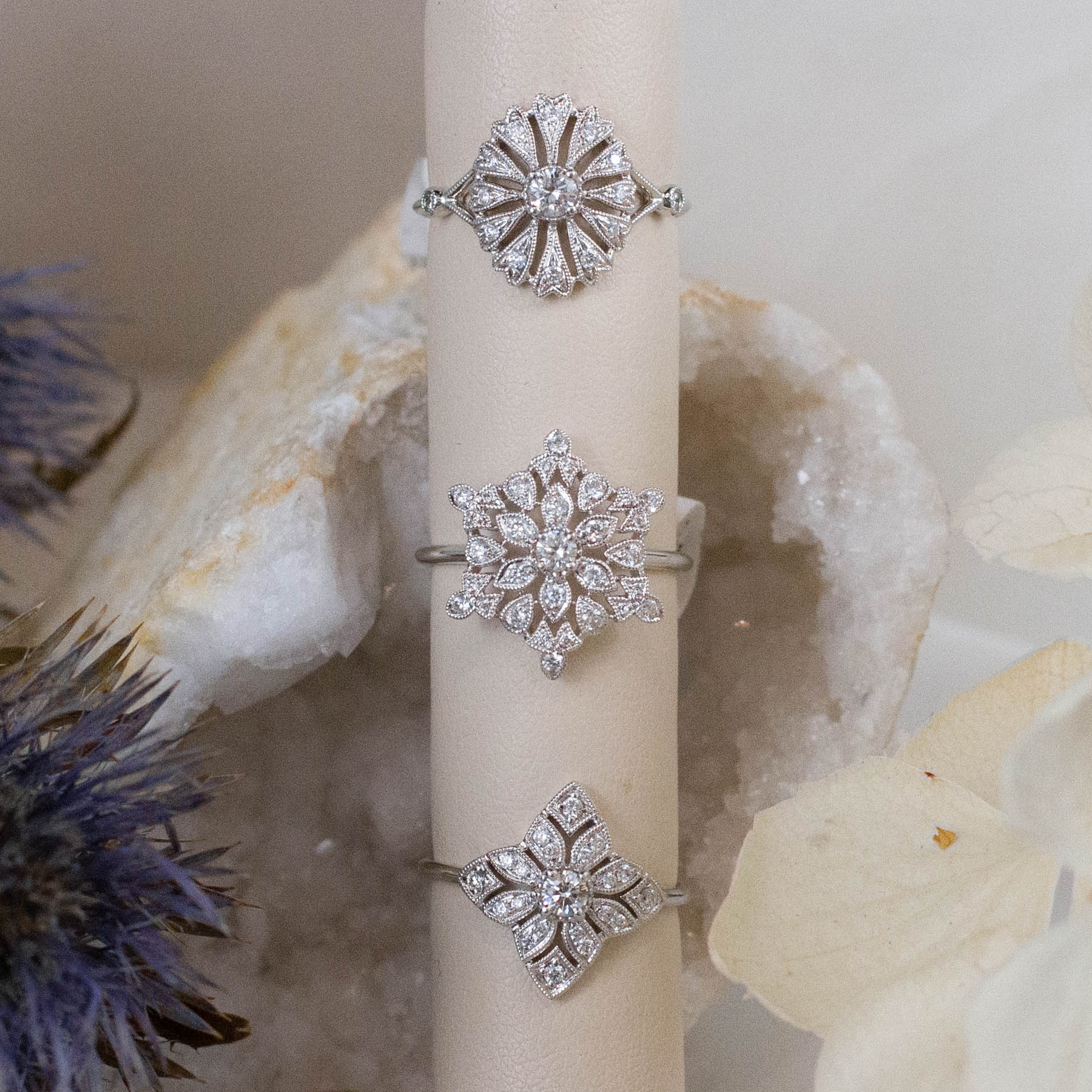 18K Diamond Deco Flower Burst Ring